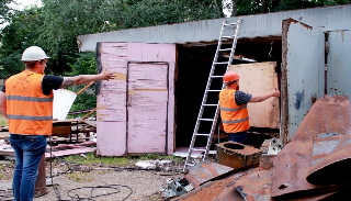 Демонтаж гаражей в Алапаевске, цена от 1773 руб. – услуги под ключ от 2Землекопа-Лпв